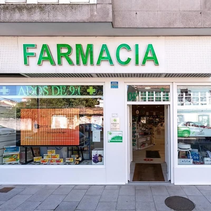 Fachada de Farmacia Garrido en Trasdeza, 82, Silleda